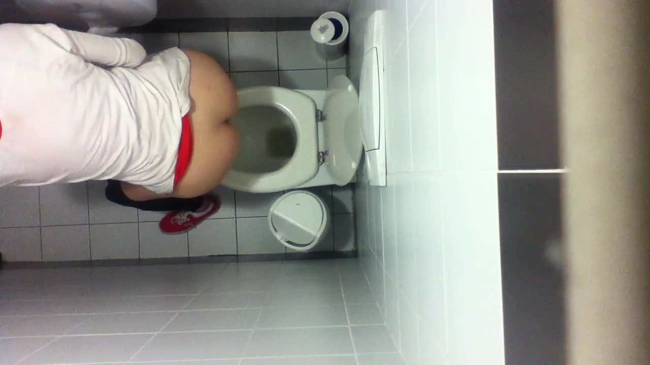 toilet pooping voyeur hidden pee